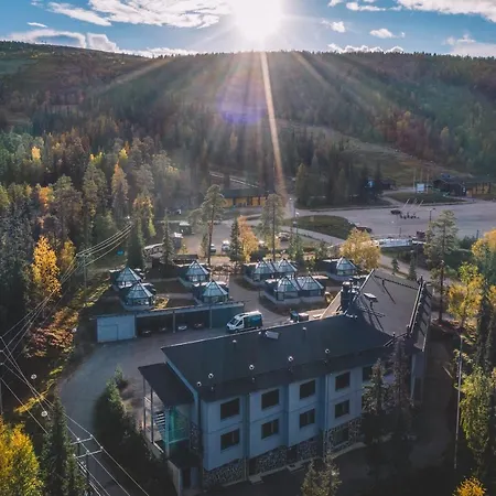 Santa's Aurora & Igloos Luosto