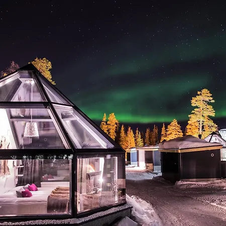 Santa's Aurora & Igloos