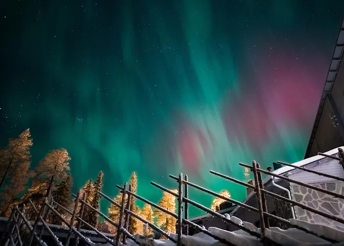 Hotell Santa's Aurora & Igloos Luosto