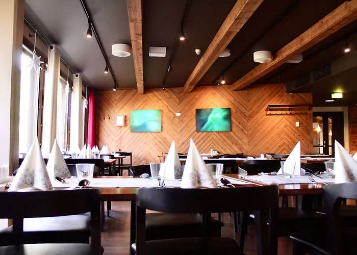 Santa's Aurora & Igloos Hotell